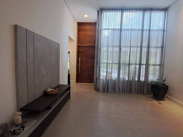 Casa para Venda em Santana de Parnaíba - 4