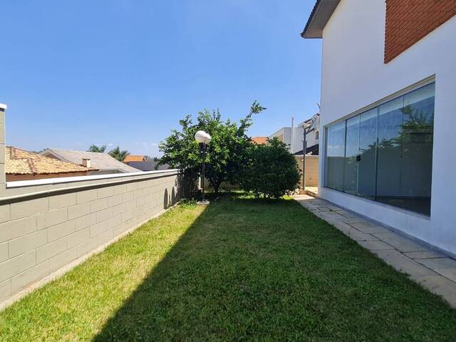 Casa para Venda em Santana de Parnaíba - 5