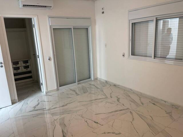 #12 - Casa para Venda em Barueri - SP