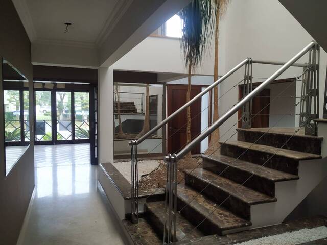 Casa para Venda em Santana de Parnaíba - 4
