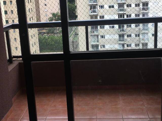 #28 - Apartamento para Venda em Barueri - SP