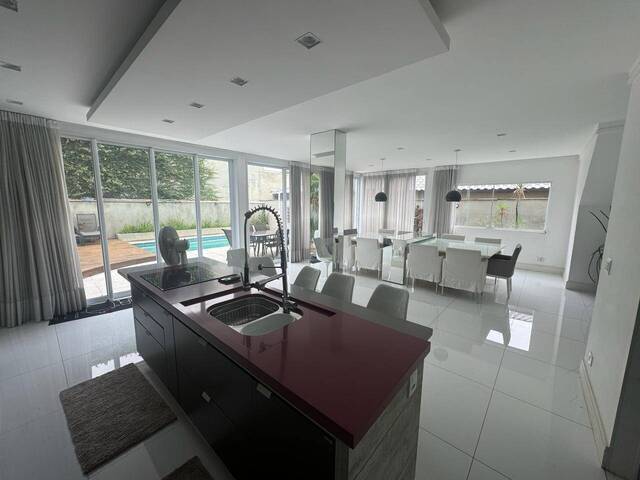 Casa para Venda em Santana de Parnaíba - 2