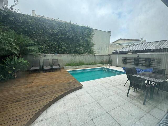 Casa para Venda em Santana de Parnaíba - 4