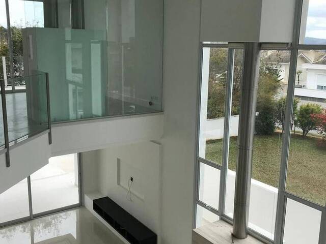 Casa para Venda em Santana de Parnaíba - 5