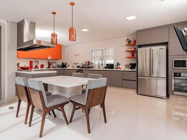 #75 - Casa para Venda em Barueri - SP