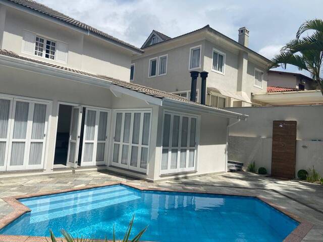 #77 - Casa para Venda em Santana de Parnaíba - SP