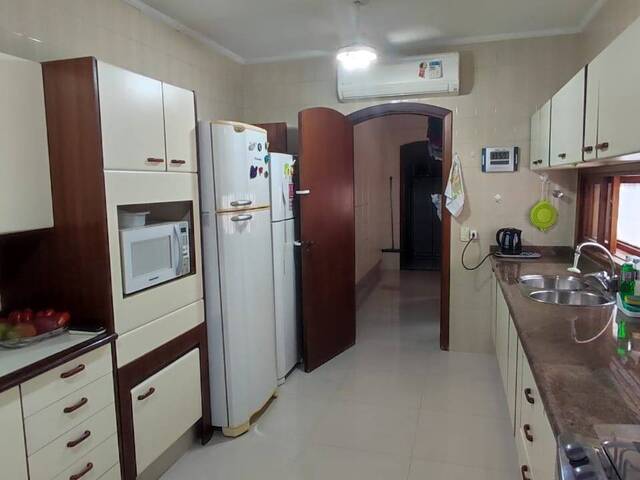 #85 - Casa para Venda em Santana de Parnaíba - SP