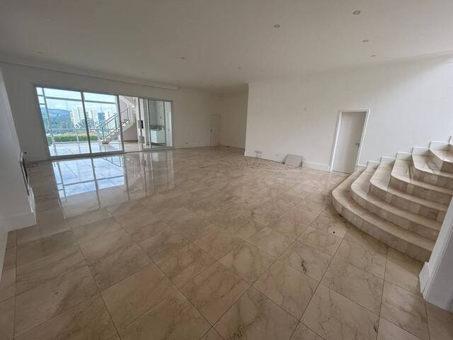 #101 - Casa para Venda em Santana de Parnaíba - SP