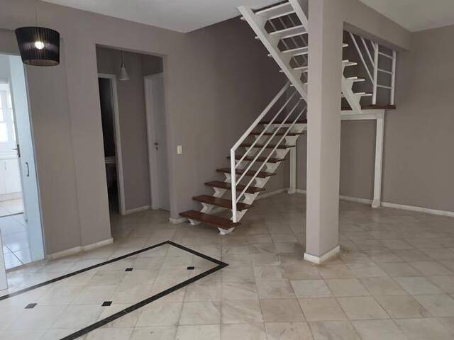 #81 - Casa para Locação em Santana de Parnaíba - SP - 2