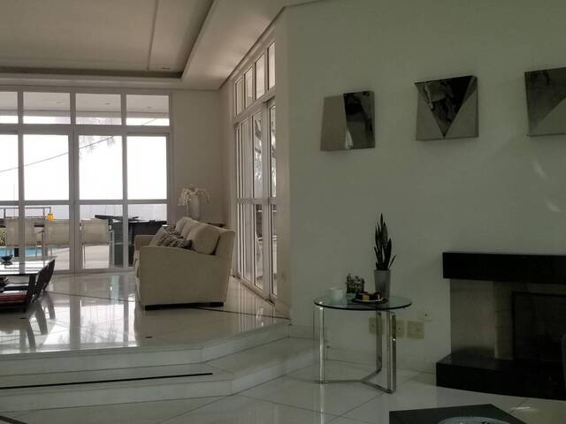 #122 - Casa para Locação em Barueri - SP