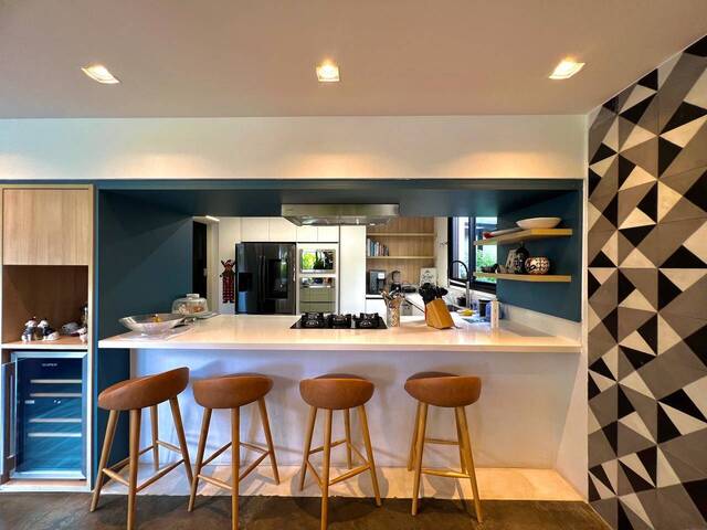 #128 - Casa para Venda em Barueri - SP