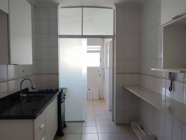 Apartamento para Venda em Santana de Parnaíba - 4