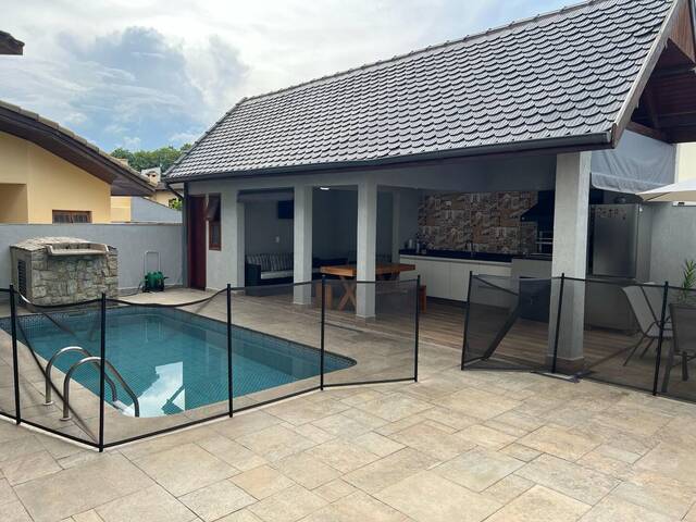 #174 - Casa para Venda em Santana de Parnaíba - SP - 2