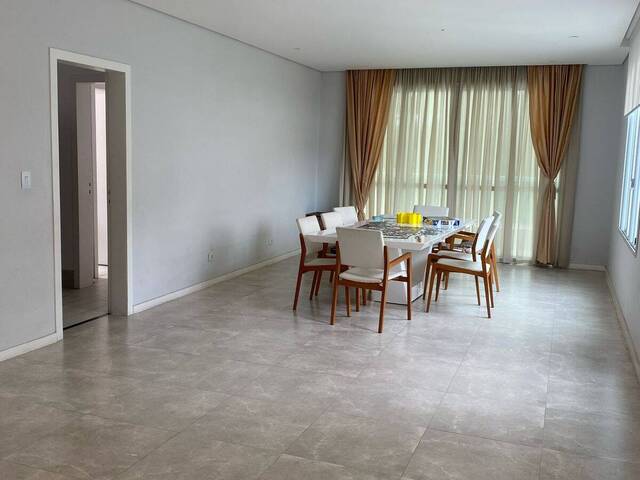 Casa para Venda em Santana de Parnaíba - 4
