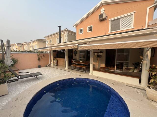 #184 - Casa para Venda em Santana de Parnaíba - SP