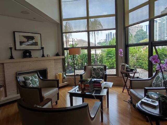 #188 - Casa para Venda em Barueri - SP