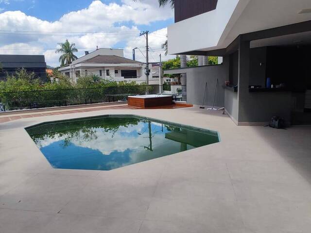 #178 - Casa para Venda em Barueri - SP