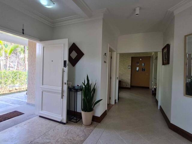 #207 - Casa para Venda em Santana de Parnaíba - SP