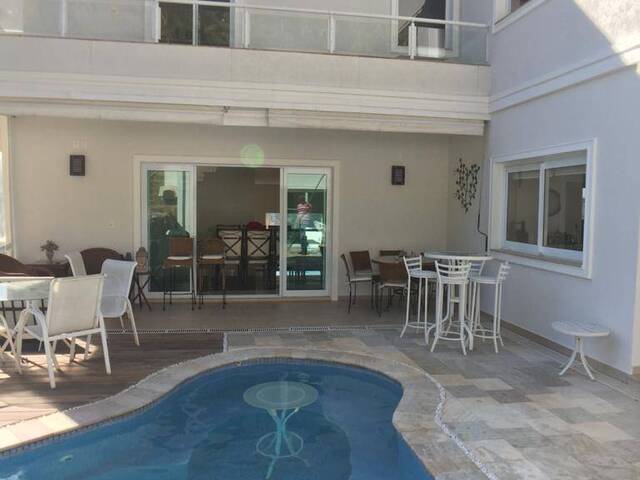 #225 - Casa para Venda em Santana de Parnaíba - SP