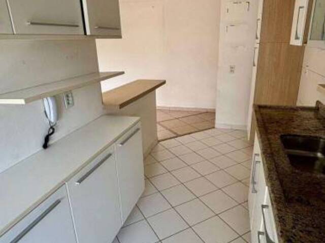 Apartamento para Venda em Santana de Parnaíba - 4