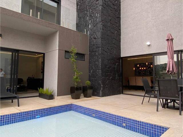 #238 - Casa para Venda em Santana de Parnaíba - SP - 2