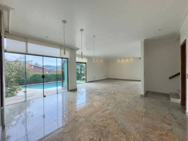#243 - Casa para Venda em Santana de Parnaíba - SP - 2