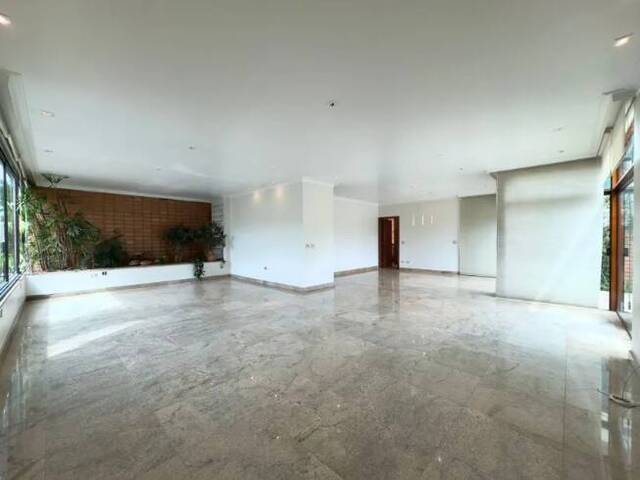 #243 - Casa para Venda em Santana de Parnaíba - SP - 3