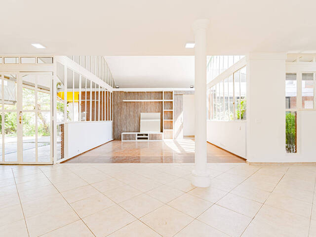 Casa para Venda em Santana de Parnaíba - 4