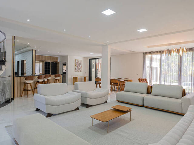 Casa para Venda em Santana de Parnaíba - 5