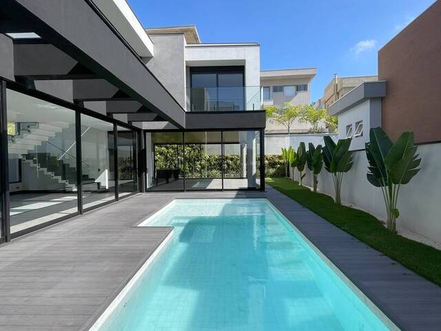 Casa para Venda em Santana de Parnaíba - 4