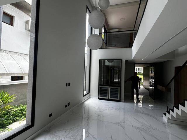 #363 - Casa para Venda em Santana de Parnaíba - SP - 2