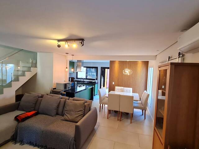 Casa para Venda em Santana de Parnaíba - 4