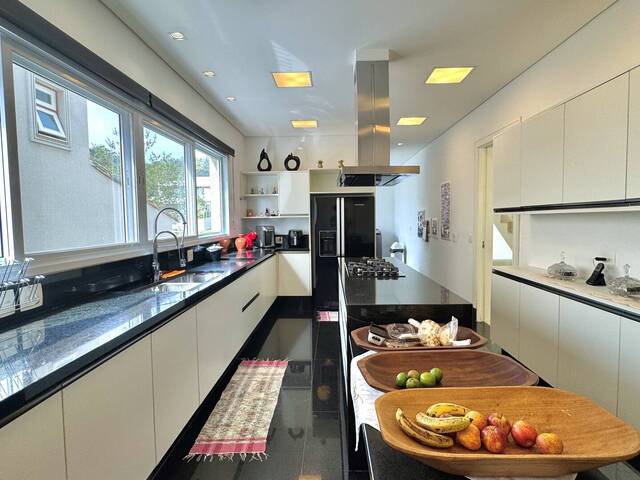 #427 - Casa para Venda em Santana de Parnaíba - SP