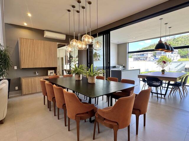 #436 - Casa para Venda em Santana de Parnaíba - SP