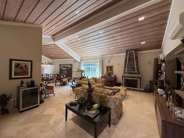 #474 - Casa para Venda em Barueri - SP