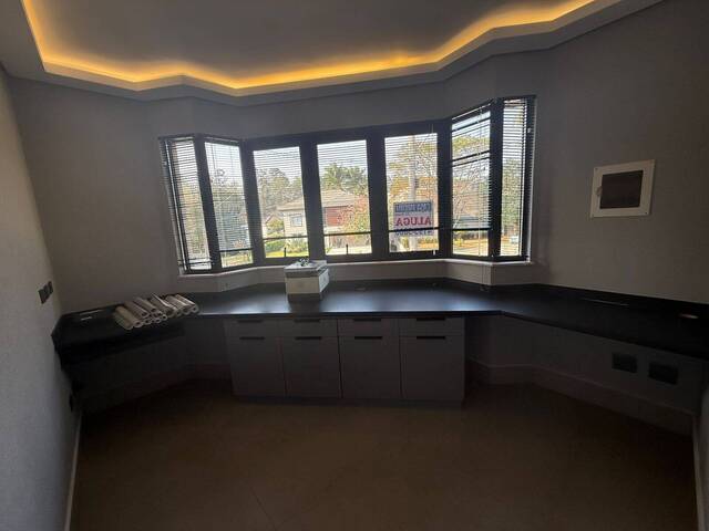 #482 - Casa para Locação em Barueri - SP