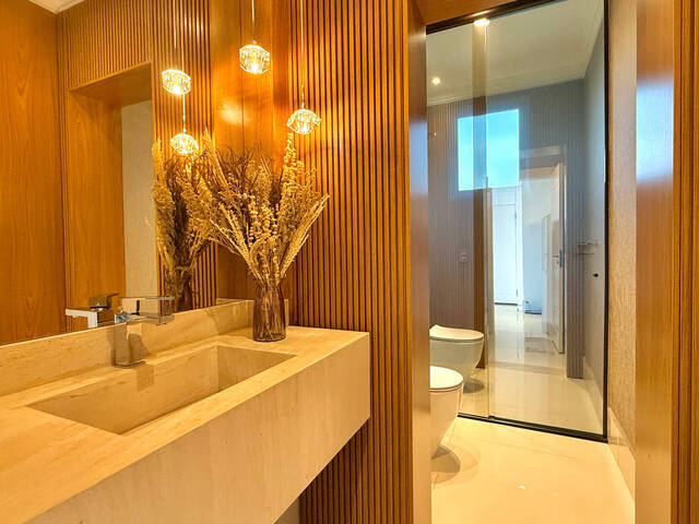 #487 - Casa para Venda em Santana de Parnaíba - SP