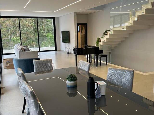 Venda em Colinas da Anhangüera - Santana de Parnaíba