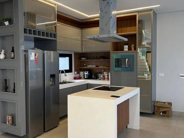 #502 - Casa para Venda em Santana de Parnaíba - SP