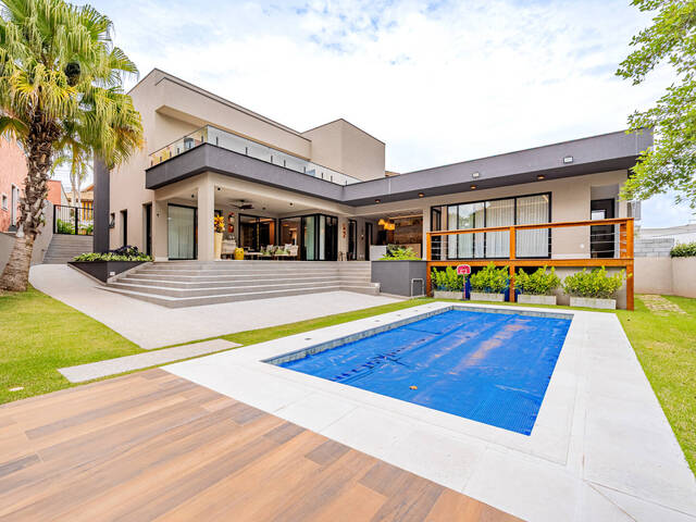 #516 - Casa para Venda em Santana de Parnaíba - SP