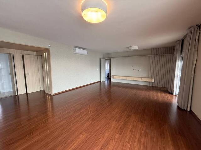 #248 - Apartamento para Venda em Barueri - SP