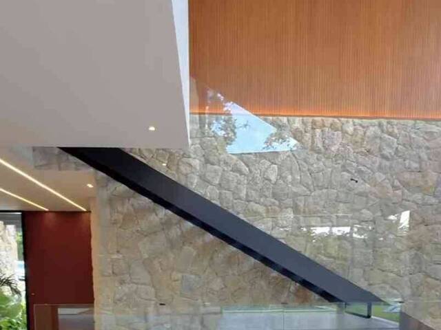 Casa para Venda em Santana de Parnaíba - 5