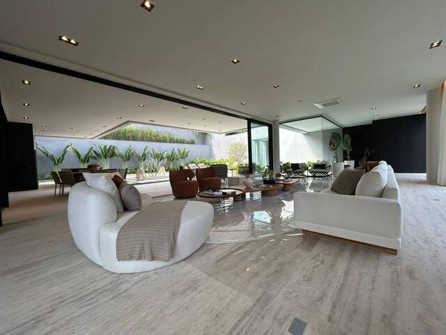 Venda em Alphaville Residencial Um - Barueri