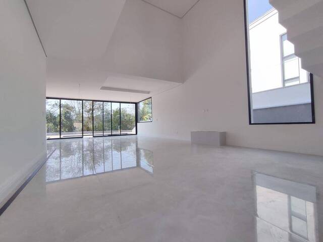 #540 - Casa para Venda em Santana de Parnaíba - SP - 2