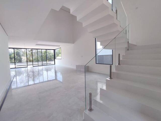 #540 - Casa para Venda em Santana de Parnaíba - SP - 1