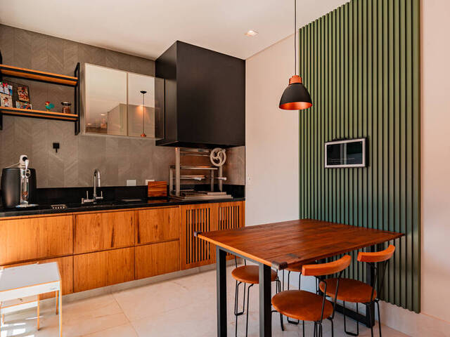 #556 - Casa para Venda em Santana de Parnaíba - SP - 1