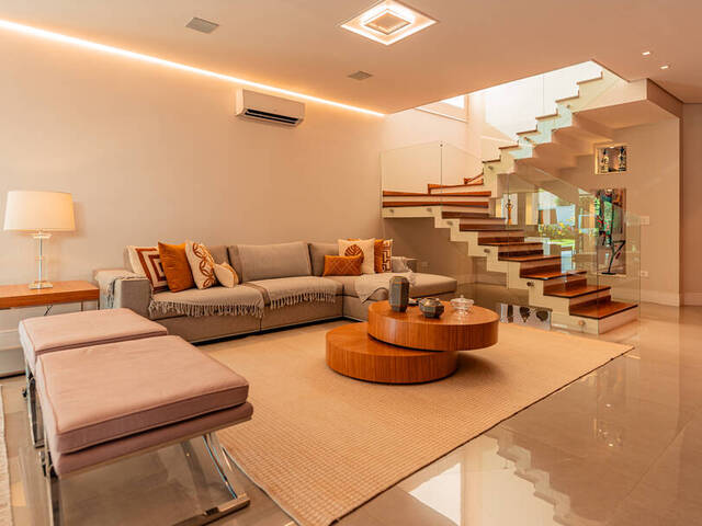 #557 - Casa para Venda em Santana de Parnaíba - SP - 1