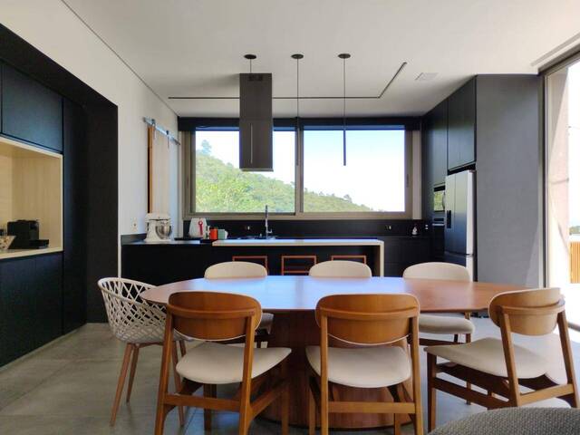 Casa para Venda em Santana de Parnaíba - 5