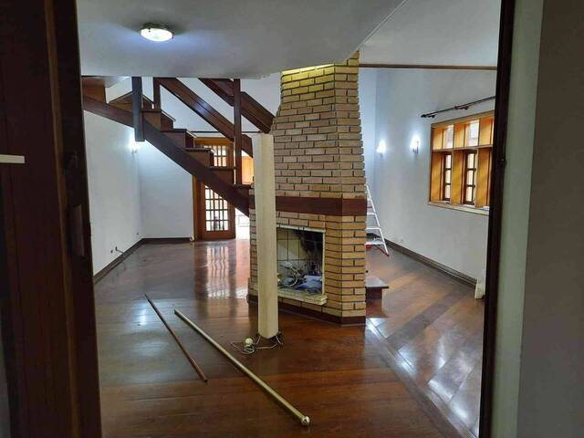 Casa para Venda em Santana de Parnaíba - 4