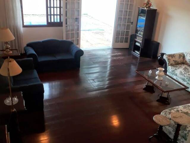 Casa para Venda em Santana de Parnaíba - 4
